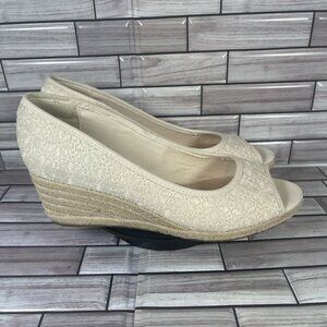 Bandolino Women's Cream Nuri Peep Toe Espadrille Wedge Sandals Shoe Size 10-NEW